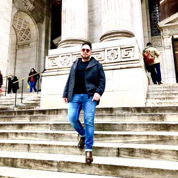 Meet your Posher, Luis - Picture 7 of 8